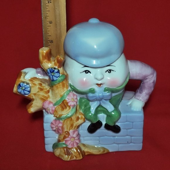 Vintage Feitx Humpty Dumpty Sitting On  Wall Decorative Porcelain Teapot - Picture 6 of 16